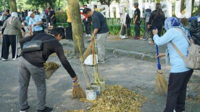 Korvei Massal di Taman Hijau SLG, Pemkab Kediri Tunjukkan Aksi Nyata Jaga Kebersihan Ruang Publik