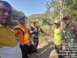 Masyarakat Desa Tawangrejo Madiun Sambut Kedatangan TNI AD KODIM 0803/ Madiun Bangun Jembatan Gantung