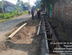 Pembangunan Saluran Drainase Oleh Pemdes Pagotan Kabupaten Madiun