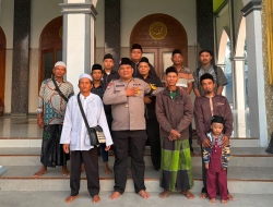 Mas Bhabin Sidomukti Berangkatkan Jamaah Ziarah Wali Lima, Wujud Sinergi Polri dan Masyarakat