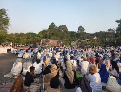 Ratusan Guru dan Siswa Hidupkan Budaya Panji di Sumber Ubalan, Pemkab Kediri Tegaskan Pendidikan Harus Berdampak