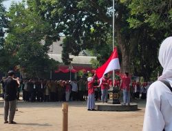 Kirab Kebangsaan di nDalem Pojok, Pelajar SMPN 1 Wates Tanamkan Semangat Konstitusi dan Cinta Tanah Air