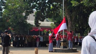 Kirab Kebangsaan di nDalem Pojok, Pelajar SMPN 1 Wates Tanamkan Semangat Konstitusi dan Cinta Tanah Air