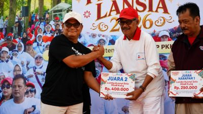 Ribuan Lansia Kediri Tetap Bugar, Festival Lansia Ditutup Meriah di SLG