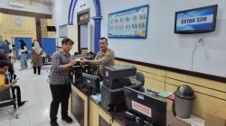 Pelayanan SIM Polres Kediri Kota Didorong Makin Transparan, Kasat Lantas Tekankan Keselamatan Berkendara