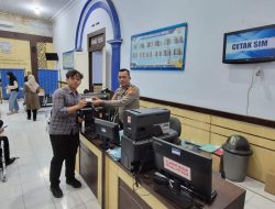 Pelayanan SIM Polres Kediri Kota Didorong Makin Transparan, Kasat Lantas Tekankan Keselamatan Berkendara