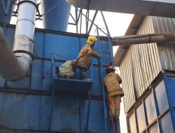 Diduga Akibat Overheat, Kebakaran Pabrik di Pare Berhasil Dijinakkan dalam 108 Menit