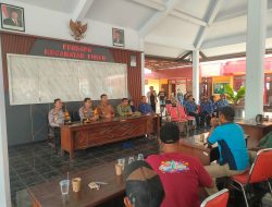 Ratusan Warga Kepung Kantor Kecamatan Puncu, Desak Tambang PT Empat Pilar Ditutup Permanen
