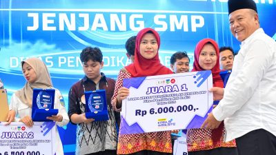 SMPN 1 Ringinrejo Juara 1 Lomba Website Sekolah 2026, Disdik Kediri Pacu Transformasi Digital Pendidikan