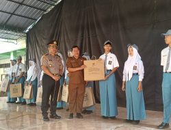 Cegah Bullying dan Bahaya Medsos, Kapolres Kediri ‘Turun Kelas’ Ajak Pelajar SMAN 1 Pare Jaga Masa Depan